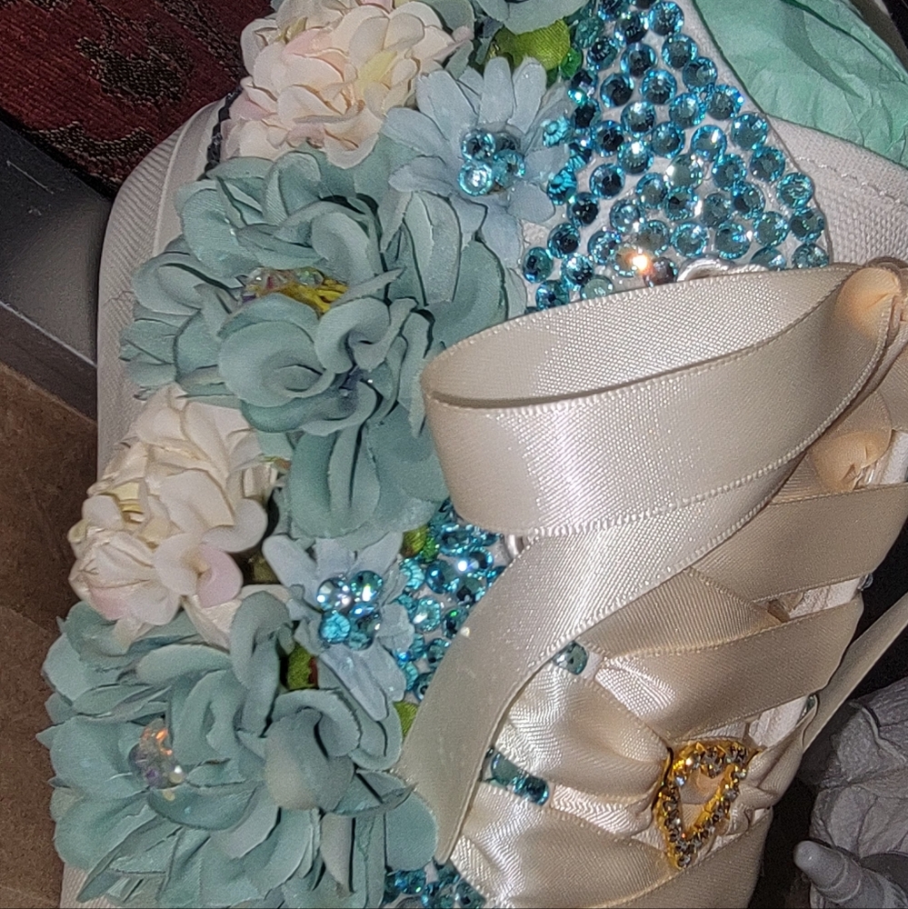 Elegant Crystal Embellished Sneakers - Picture 12 of 12